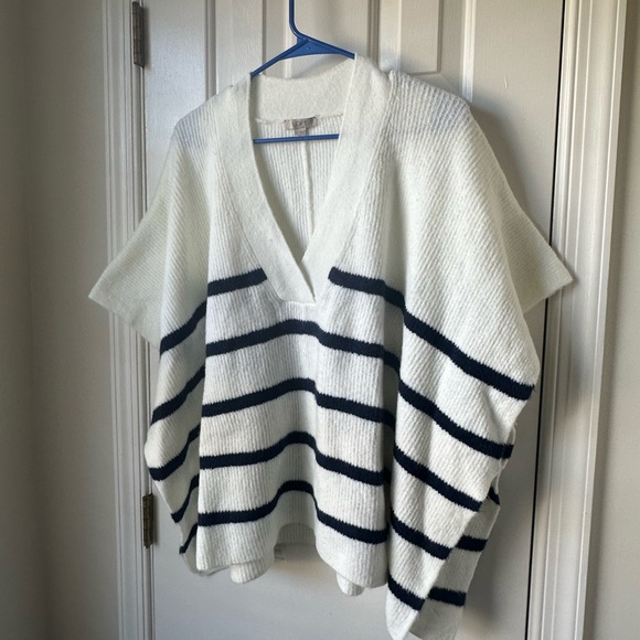 LOFT Sweaters - Loft Striped Knit Wrap Size XS/S